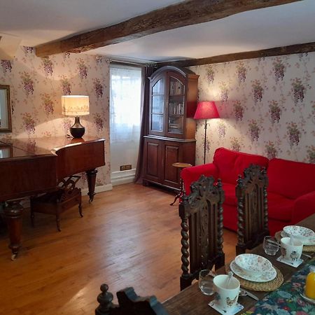 Cotswold Cottage Bed & Breakfast Luckington Exterior photo
